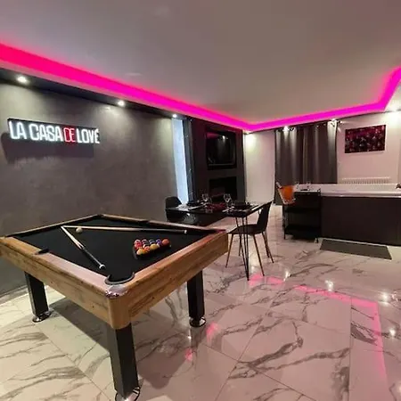 La Suite Casa De Love 2.0 Jacuzzi & Cinema Prive Melun Extérieur photo
