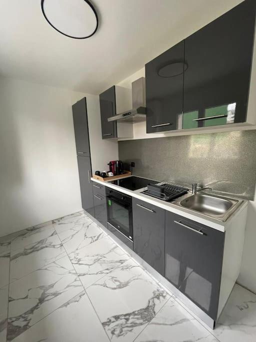 La Casa De 2.0 Jacuzzi & Cinema Prive Appartement Melun